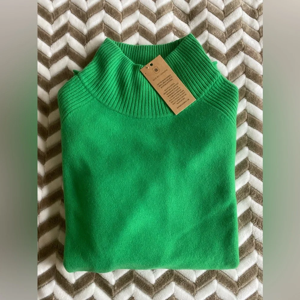 Luxury Mongolian cashmere turtle neck sweater Blue Sky Cashmere Sz M - Picture 2 of 12